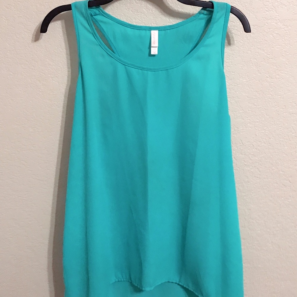 { High/Low Turquoise Tank }